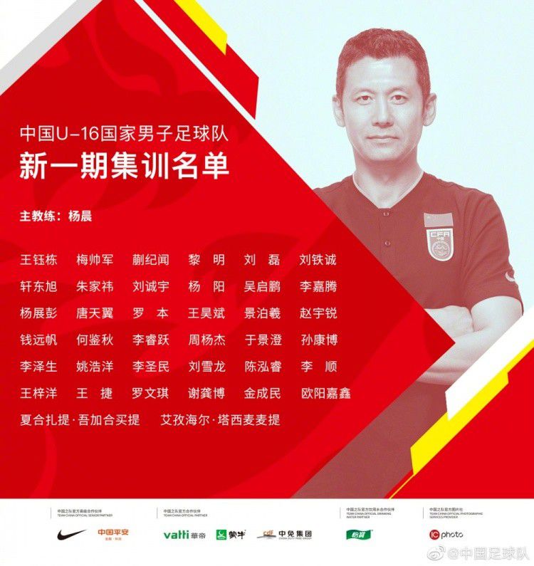 当他收到男孩的信回到家中时，却发现妻子已经倒在厨房的地板上。